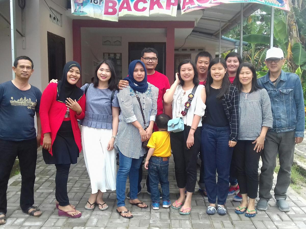 Belitung Backpacker Apartment Tanjung Pandan Luaran gambar