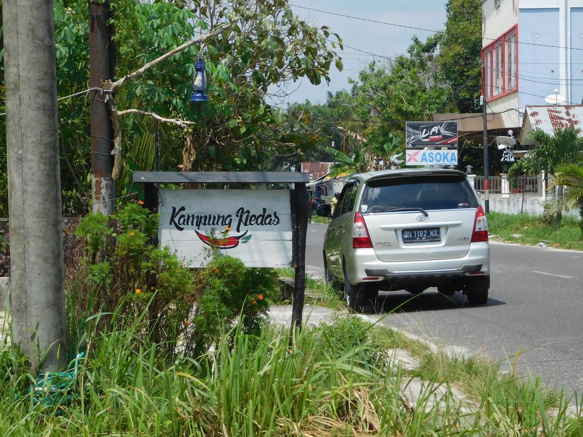 Belitung Backpacker Apartment Tanjung Pandan Luaran gambar