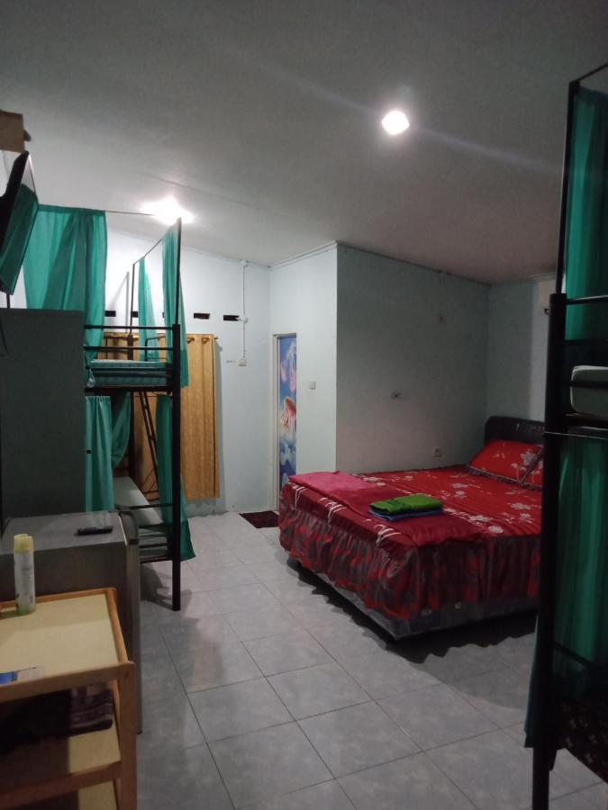 Belitung Backpacker Apartment Tanjung Pandan Luaran gambar