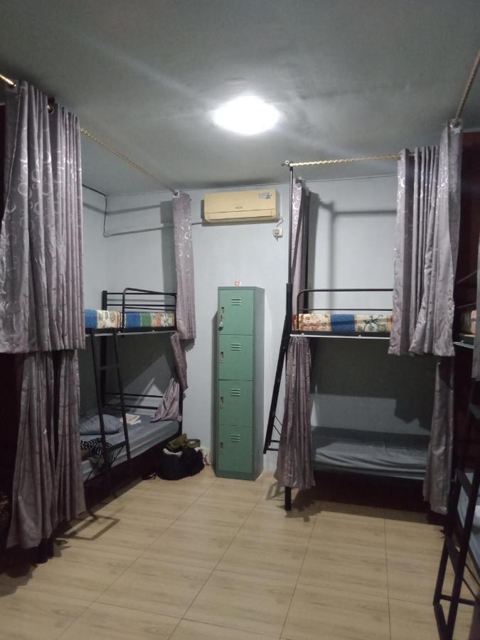 Belitung Backpacker Apartment Tanjung Pandan Luaran gambar